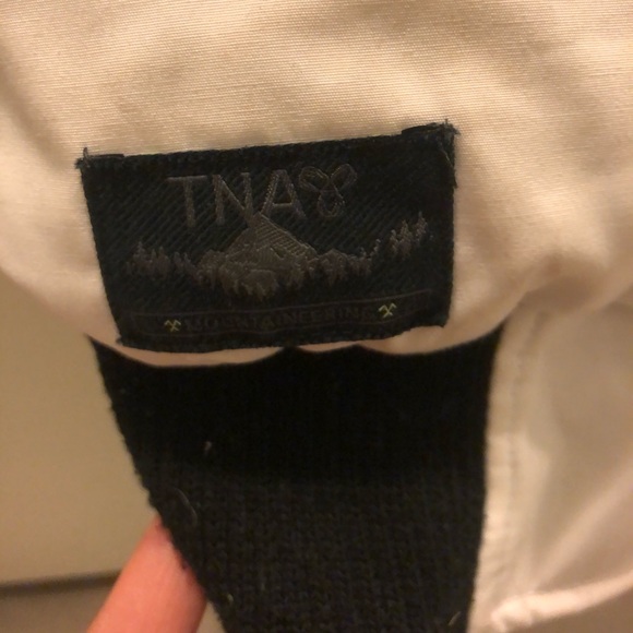 Aritzia bomber winter coat - Picture 7 of 10